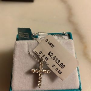 NWT DIAMOND CROSS NECKLACE